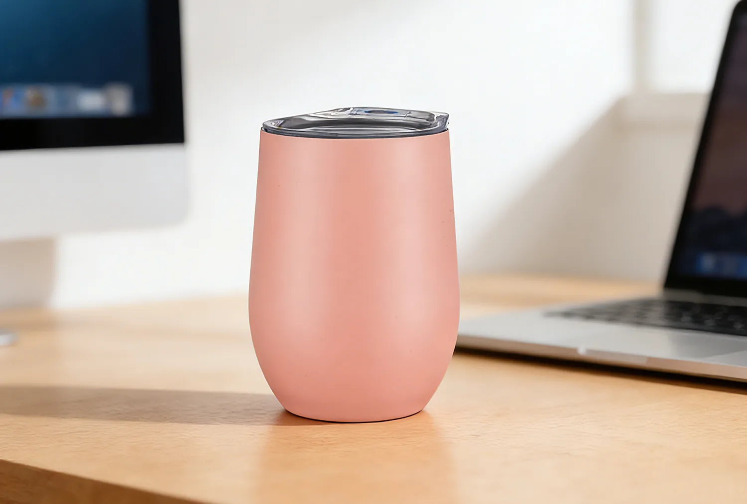 Karakteristik utama dari cangkir bir.