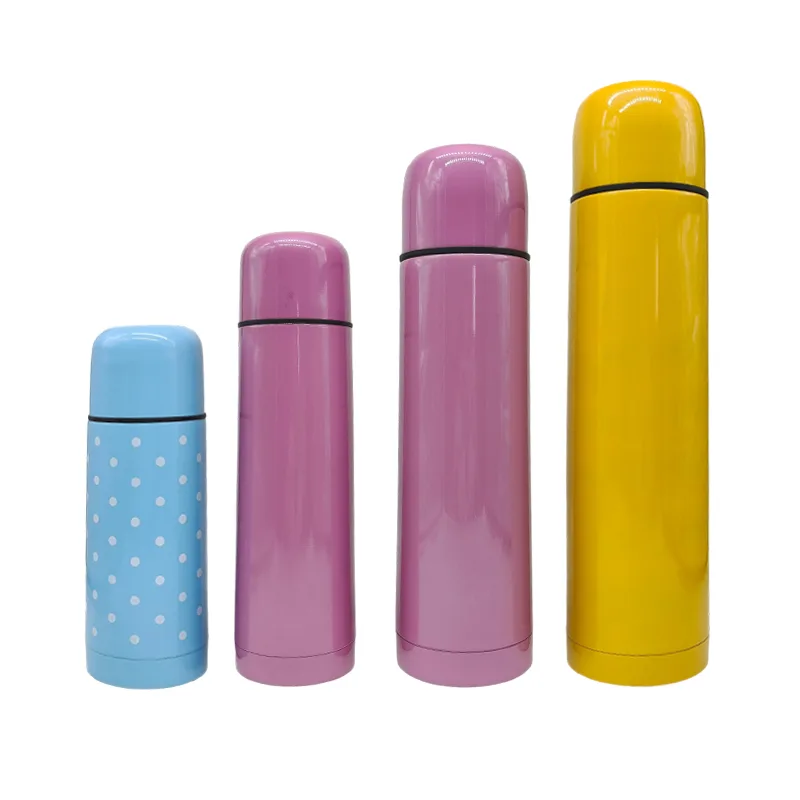 Mug Air Terisolasi